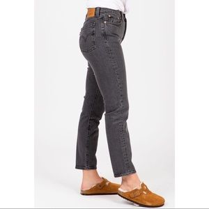 Levi’s Wedgie Fit in Bite My Dust